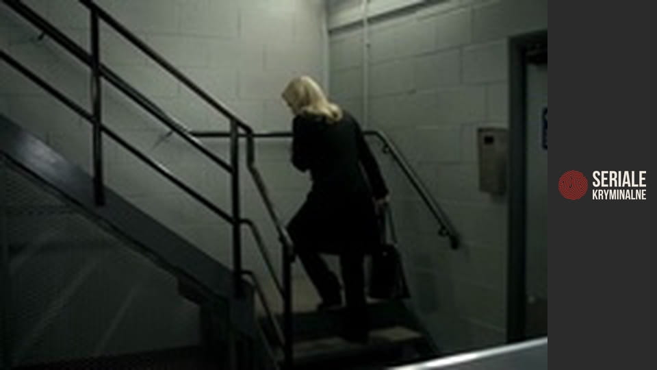 The Fall Сезон 2 Епізод 6 - What is in Me Dark Illumine