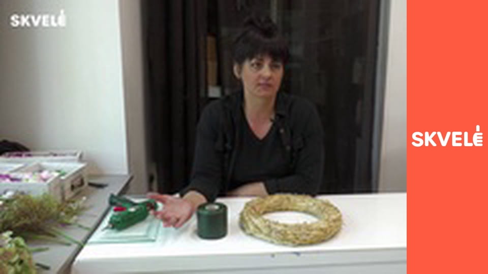 V Rukách vyrobené - Aranžovanie romantického venca