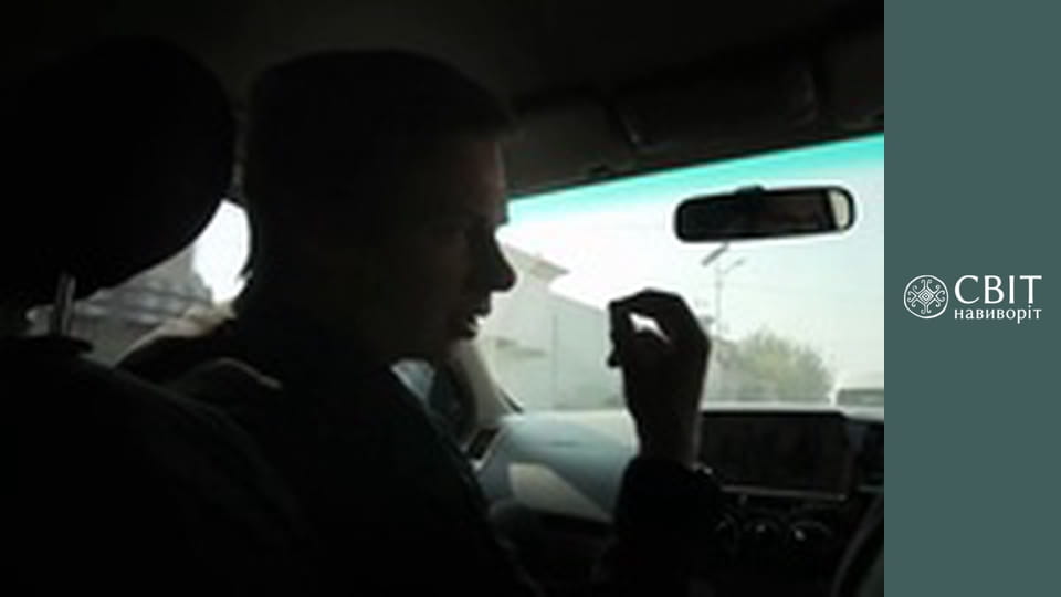 Season 12, Episode 24, Pakistan