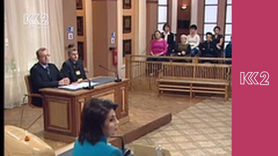 Сімейний суд E34 - Той, хто живе на горищі