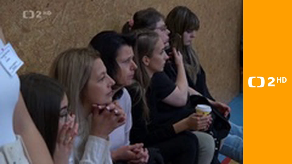 Zprávy v českém znakovém jazyce