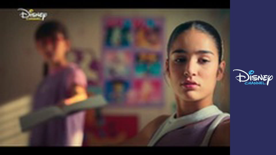 Ayla a Mirrors E24 - O krok blíž