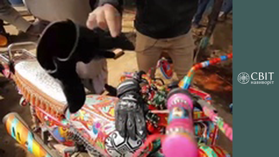 Сезон 12, Випуск 18, Пакистан