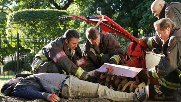 Пожежники Чикаго (2012) - 2 сезон 5 серія