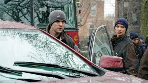 Пожежники Чикаго (2012) - 6 сезон 22 серія