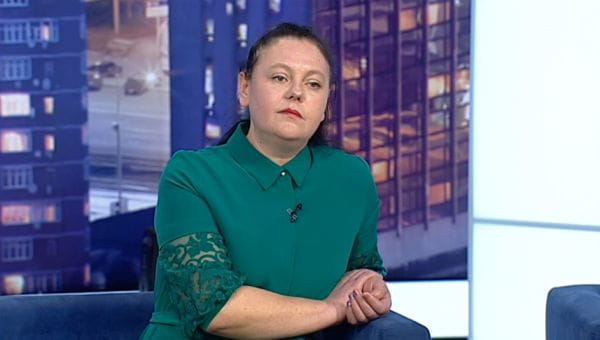Доросла дев'ятикласниця. Небажане батьківство