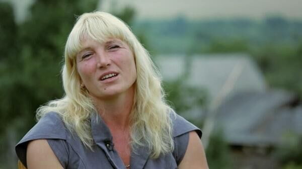 City Girl vs Country Girl (2014) – 9. season 3. series