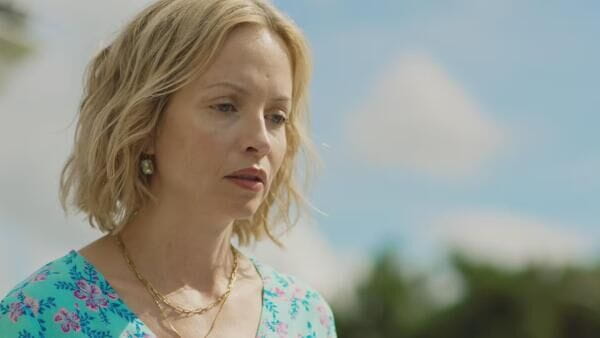 The Beach Hotel (2023) - 2 season 3 episode
