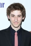 Filmi z igralcem Noah Robbins - SWEET.TV Filmi z igralcem Noah Robbins