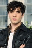Ethan Peck Ταινίες με τον ηθοποιό Ethan Peck