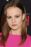 Filmas ar aktieri Mackenzie Lintz - SWEET.TV Filmas ar aktieri Mackenzie Lintz