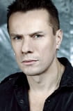 Filmai su aktoriumi Larry Mullen Jr. - SWEET.TV Filmai su aktoriumi Larry Mullen Jr.