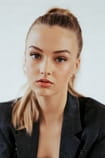 Oyuncunun oynadığı filmler Lilly Krug - SWEET.TV Oyuncunun oynadığı filmler Lilly Krug