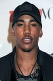 Film con un attore Brandon Mychal-Smith - SWEET.TV Film con un attore Brandon Mychal-Smith