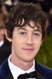 Filmas ar aktieri Alex Sharp - SWEET.TV Filmas ar aktieri Alex Sharp