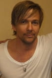 Filmai su aktoriumi Sean Patrick Flanery - SWEET.TV Filmai su aktoriumi Sean Patrick Flanery