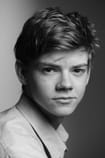Film con un attore Thomas Sangster - SWEET.TV Film con un attore Thomas Sangster