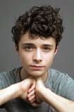 Ταινίες με τον ηθοποιό Lucas Jade Zumann - SWEET.TV Ταινίες με τον ηθοποιό Lucas Jade Zumann