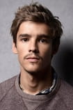 Ταινίες με τον ηθοποιό Brenton Thwaites - SWEET.TV Ταινίες με τον ηθοποιό Brenton Thwaites