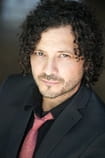 Filmai su aktoriumi Michael Ray Escamilla