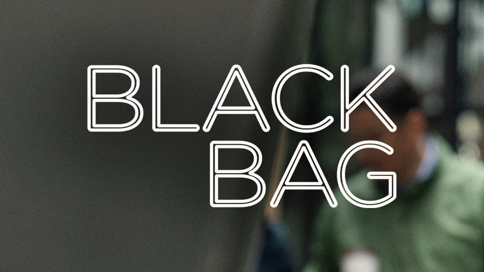 Παρακολούθησε Black Bag online