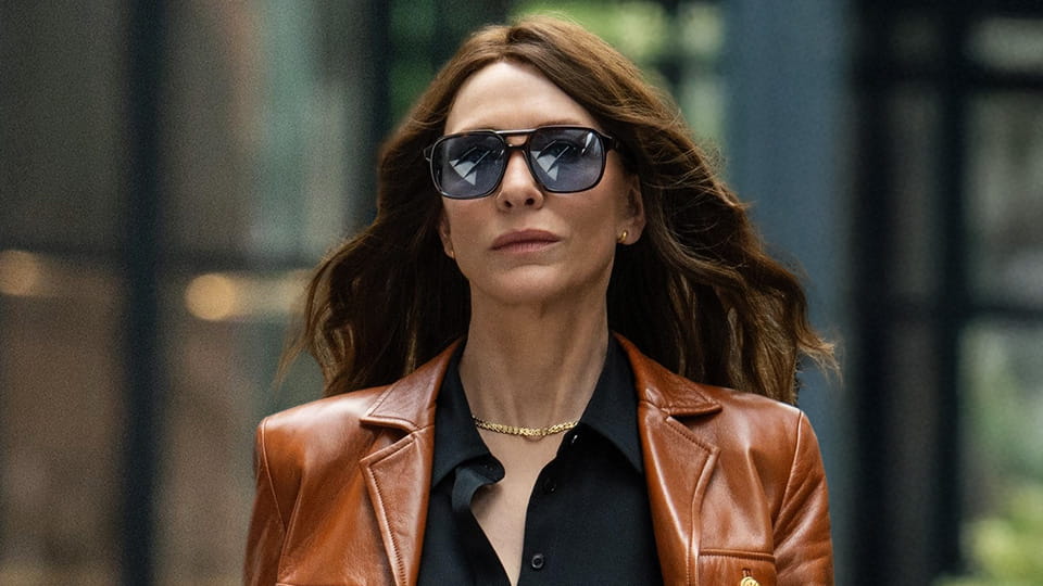 Смотреть Чёрный чемодан  двойная игра онлайн