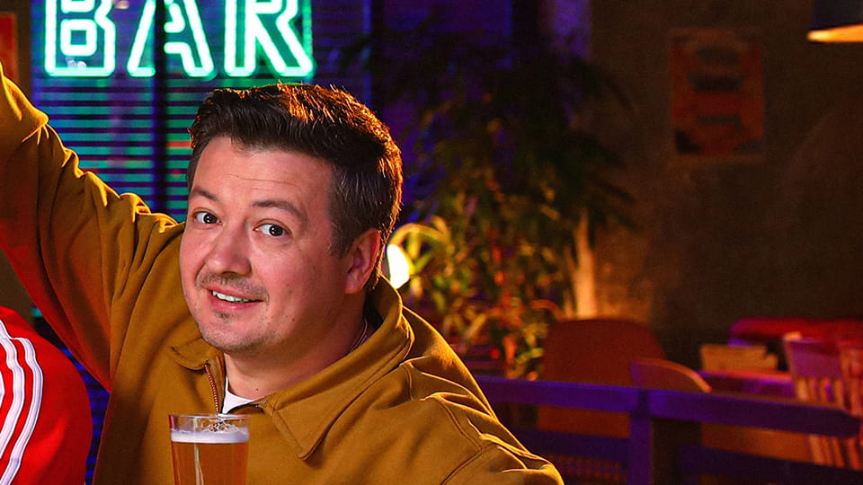 Смотреть Ховаючи колишню онлайн