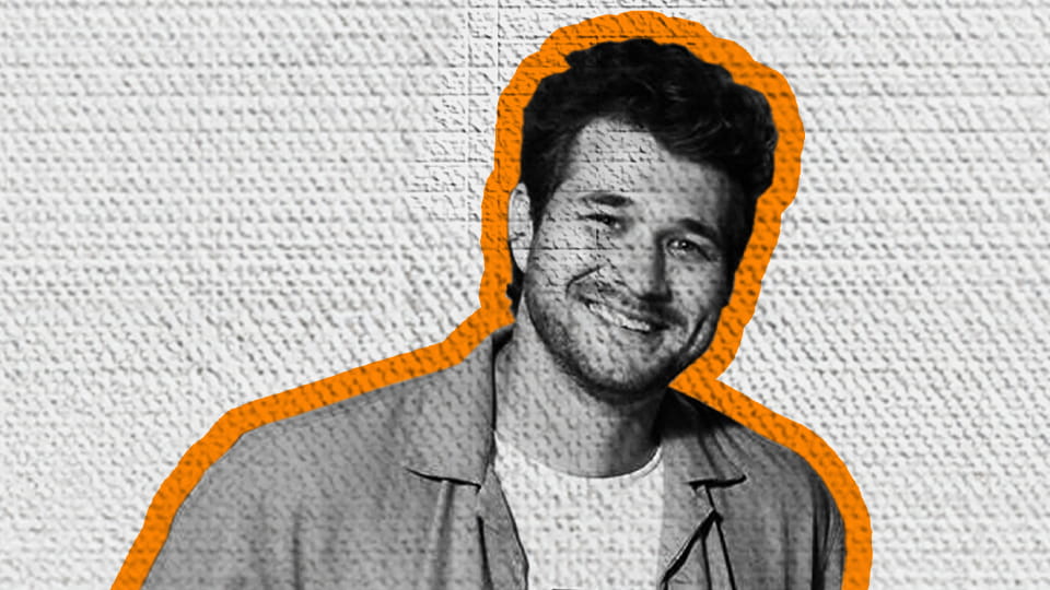 Gledajte Life for three onlajn