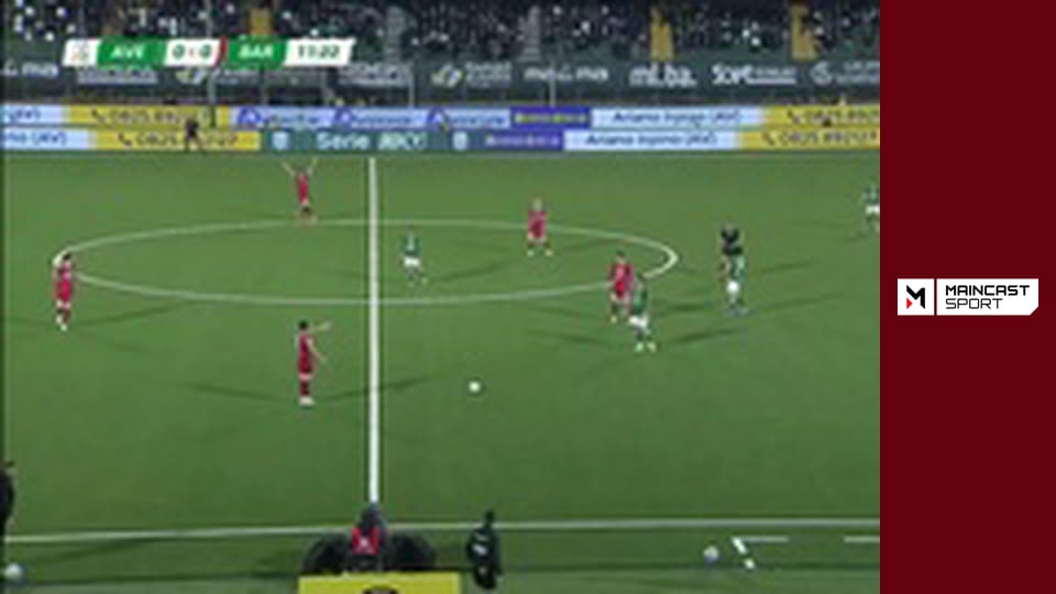 Футбол. Чемпіонат Італії. Серія Б. Авелліно - Барі.