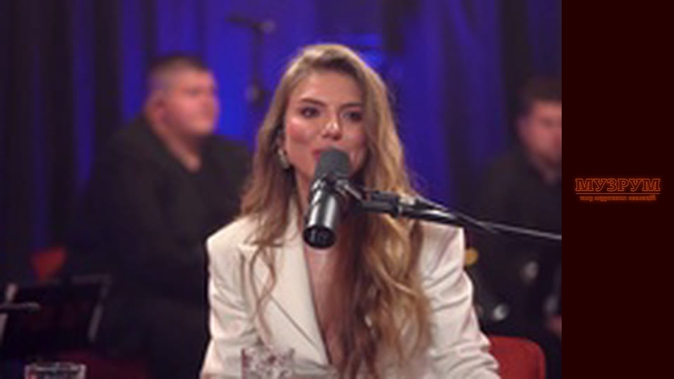 SWOIIA: ХІТИ БУМБОКС, АГІЛЕРИ ТА ПАВЛІКА. ПІСНЯ АССОЛЬ УКРАЇНСЬКОЮ | МУЗРУМ