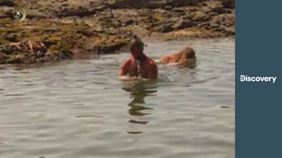 Голые и напуганные: на необитаемом острове S1E8