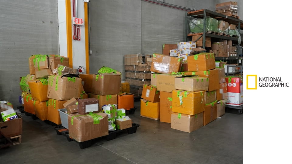 Поймать контрабандиста: Аэропорт Кеннеди S9E2 - Мет в острых перцах