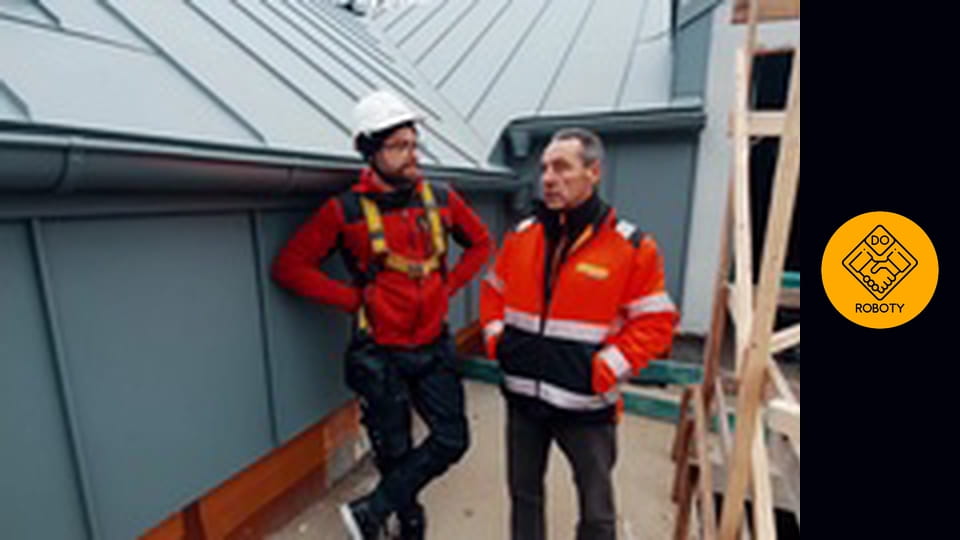 Montaż dachów, praca na wysokości