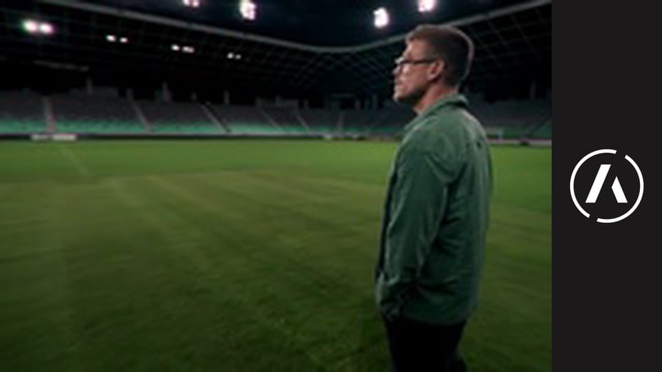 “Sistem pri nas ti ne krije hrbta.” | 45 minut z Juretom Koširjem