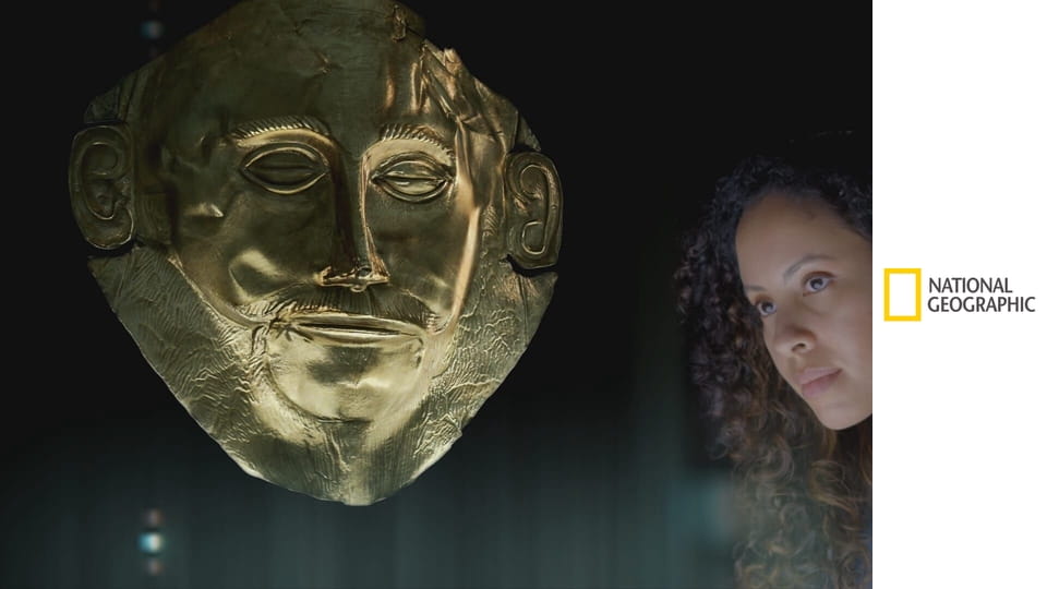 Очень странные экспонаты S3E7 - Флейта из Дивье Бабе, туфли для казино и проклятый аметист