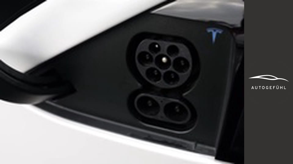 Tesla Model X vs BMW iX vs Audi Q8 e-tron vs Mercedes EQS SUV vs EQE SUV - best luxury EV SUV review