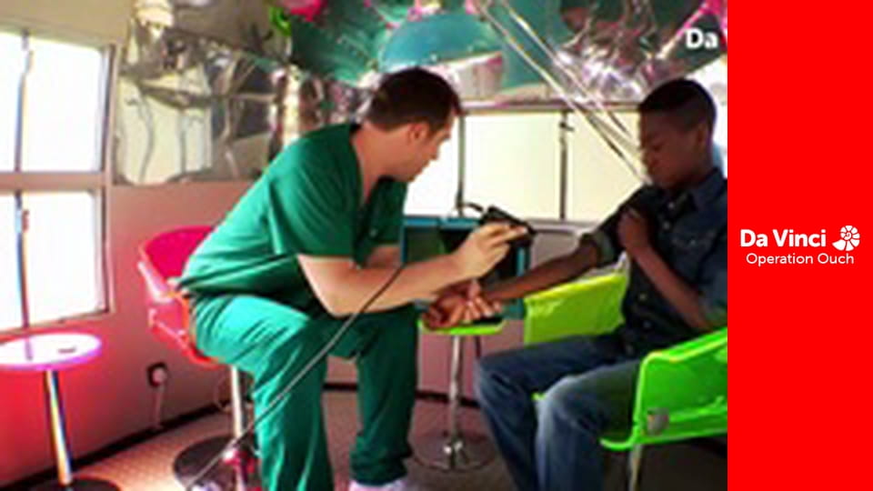 Операция "Ой!" - Телесная бактерия и бионический глаз