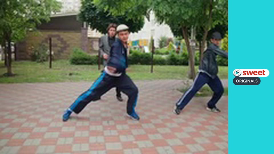 Життя на трьох Серія 4