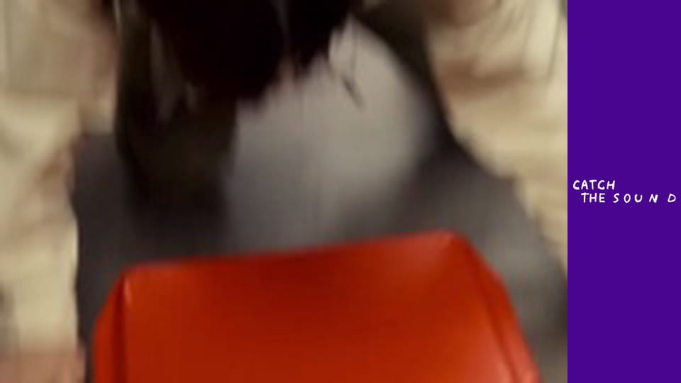 NICOLE —Літак паперовий