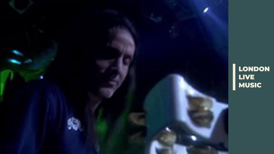 LONDON LIVE - Jukebox - Here Comes the Girls