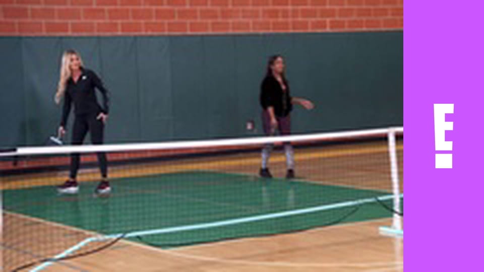 Keeping Up with the Kardashians S19E3 - Journey To Healing