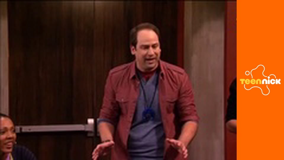 V, mint Viktória S1E5 - Tori, a zombi