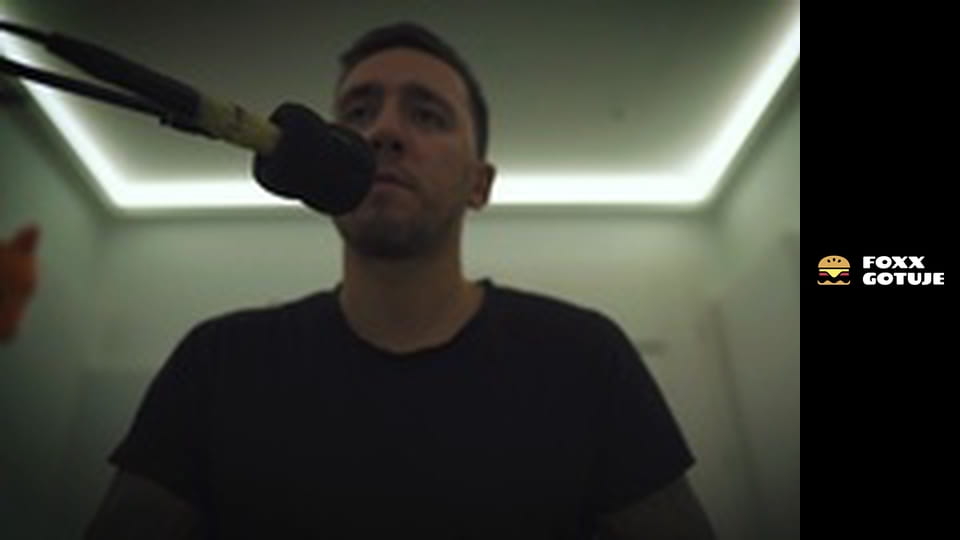 Pizza z Big Mac vs Pizza z Granderem - co wygra?