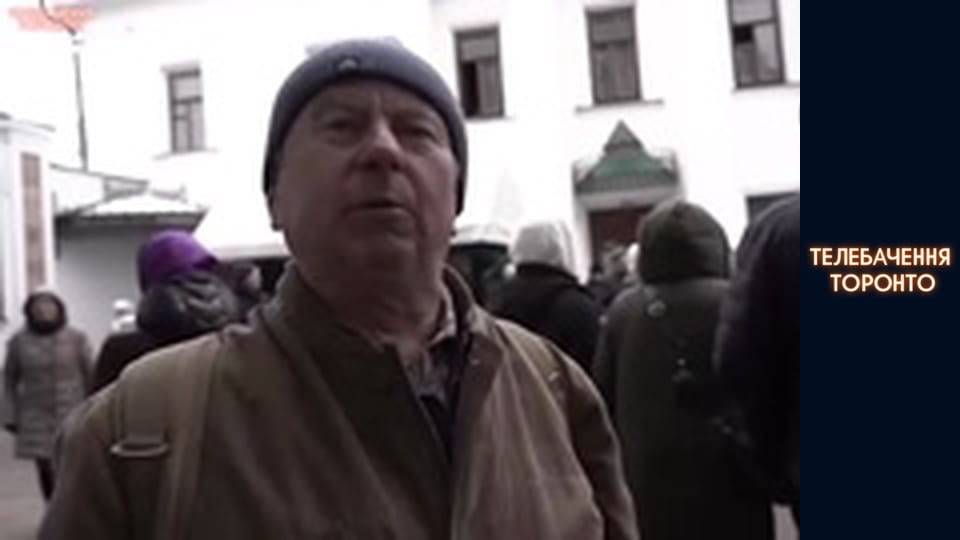 СЛАВА БОГУ: митрополит Павло з Лаври заїхав на домашній арешт, його фанати бісяться