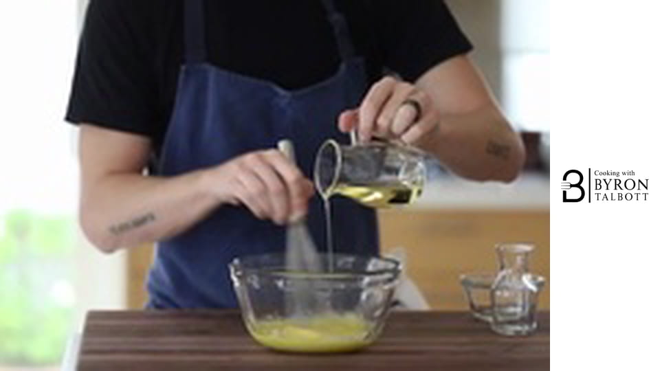 Grilled Salmon and Avocado Salad