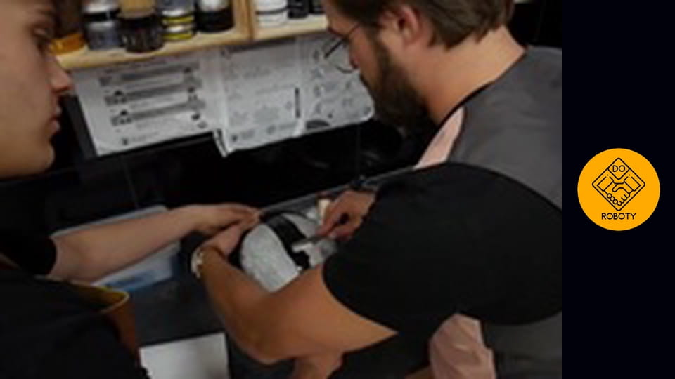 Ile zarobisz ścinając włosy? Praca fryzjera