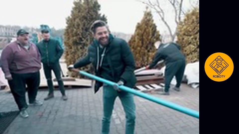 MAREK KRZYKACZ POKAZAŁ MI JAK SIĘ ZBIERA ZŁOM