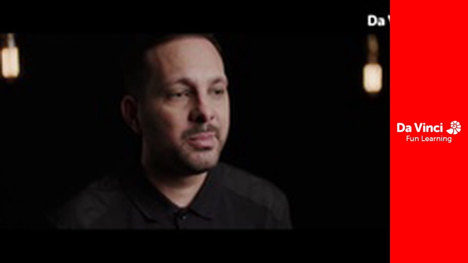 "Як стати надзвичайними" з Бером Ґріллзом - Маг (Стівен Фрейн) і Капітанка (Кейт Річардсон-Волш)