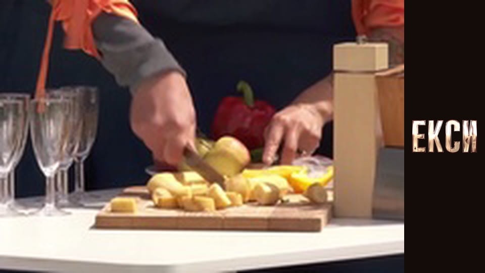 Екси, Сезон 3, Випуск 3