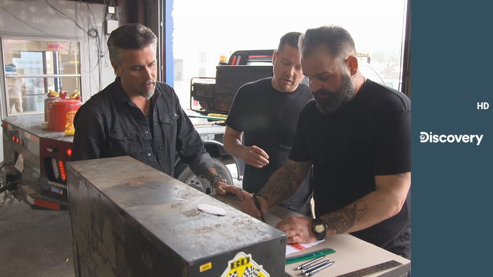 Гаражный ремонт S1E6 - Offset Customs